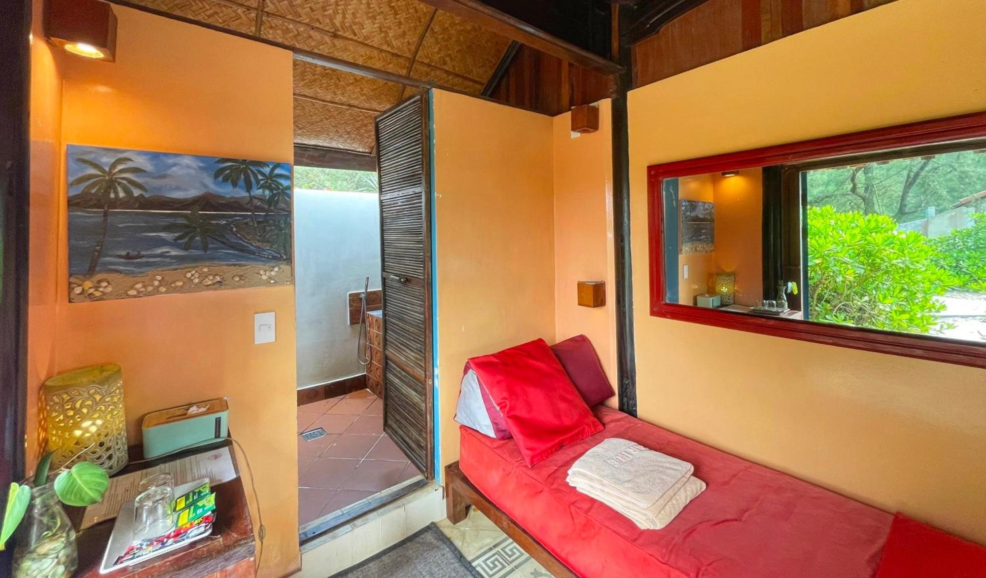 Villa Louise Hue Beach Boutique Hotel الغرفة الصورة